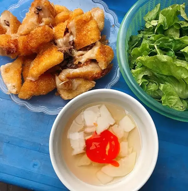 炸米糕（Bánh áp chao）