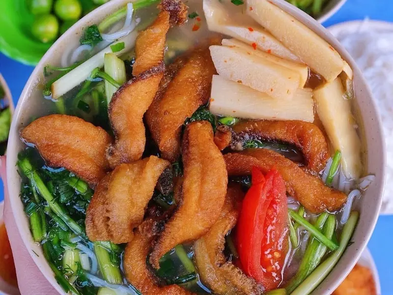 Bun ca cham (fish noodles)